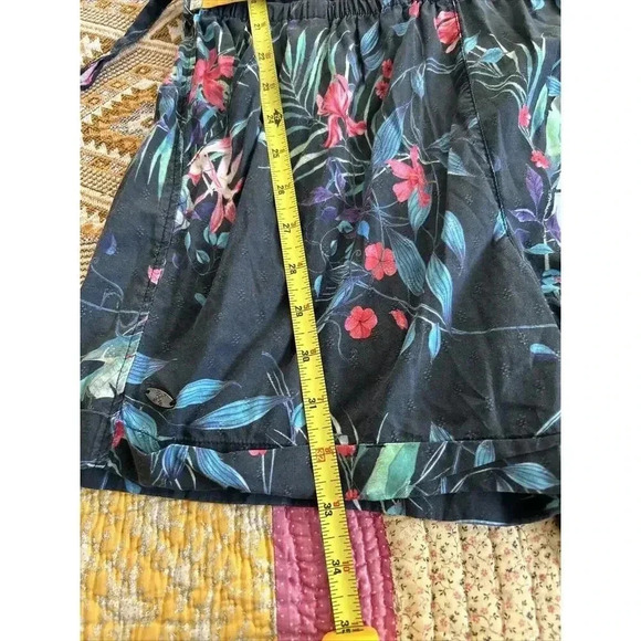 Oxbow France Romper Surf Wear Tropical Floral Pockets Shorts Women’s Size 2 - Picture 11 of 13